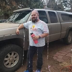 Meet your Posher, Tomas